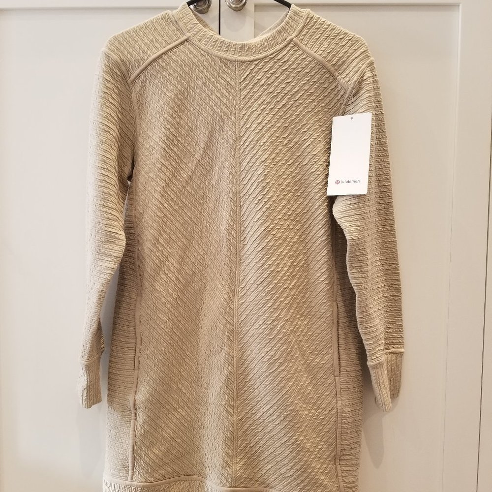 BNWT LULULEMON ON REPEAT DRESS TAN SIZE 4